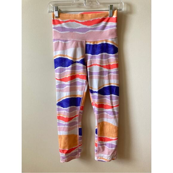 Lululemon Leggings Size 4 Ture Self Crop Beacher Stripe - Picture 1 of 12